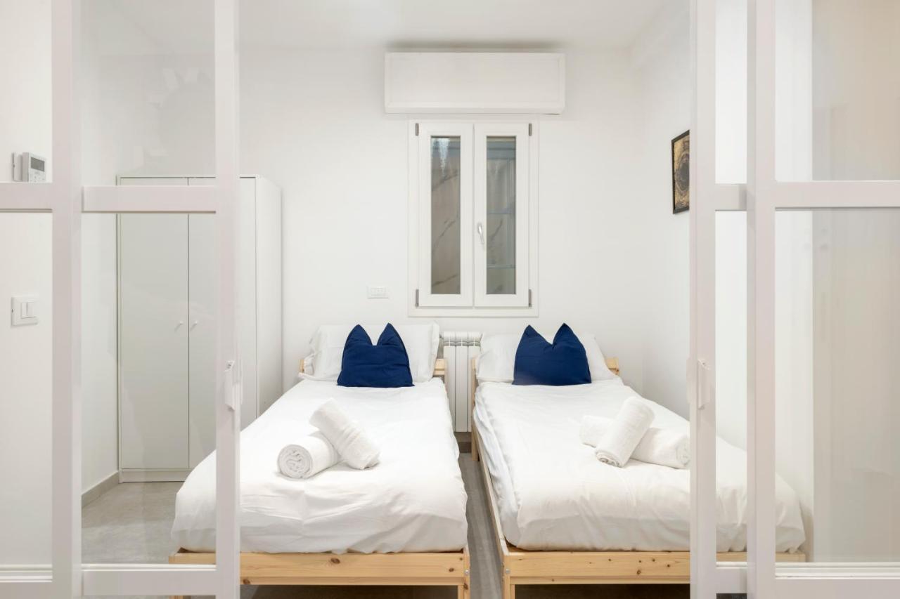 Easystayrome 10 Pax 3 Baths 1 Min From Metro Exterior foto
